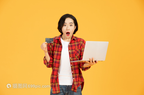 八面玲珑的申小姐